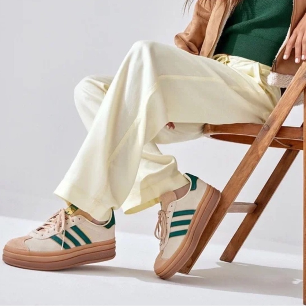 adidas Gazelle Bold Cream / Collegiate Green / Magic Beige